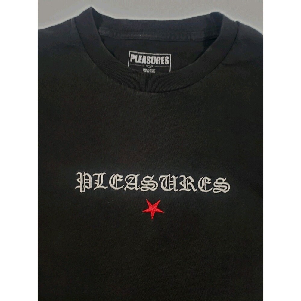 Pleasures Now Shine Red Star Men’s Large Black Embroidered Logo Streetwear Shirt